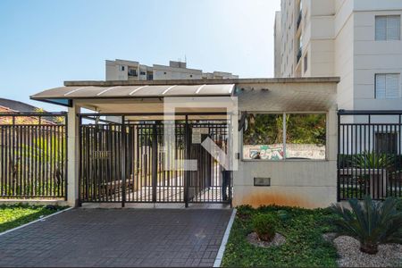 Apartamento para alugar com 47m², 2 quartos e 1 vaga Apartamento para alugar com 47m², 2 quartos e 1 vagaFachada