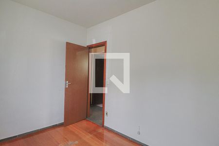 Quarto 1 de apartamento para alugar com 3 quartos, 53m² em Santa Cruz, Belo Horizonte