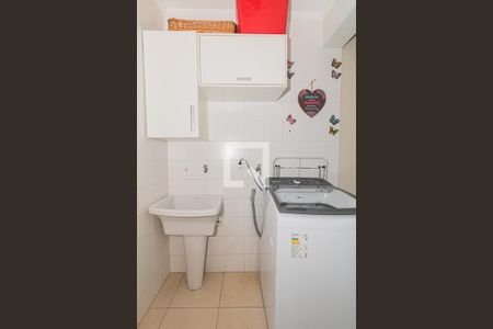 Casa de condomínio à venda com 151m², 3 quartos e 1 vagaÁrea de Serviço