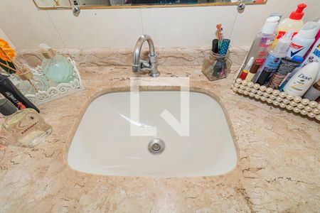 Casa de condomínio à venda com 151m², 3 quartos e 1 vagaBanheiro da Suíte