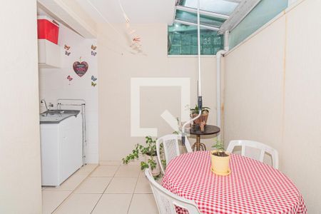 Casa de condomínio à venda com 151m², 3 quartos e 1 vagaChurrasqueira