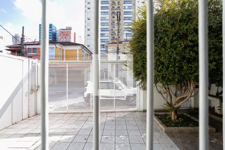 Vista da sala de estar de casa à venda com 3 quartos, 300m² em Santana, São Paulo