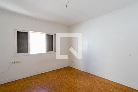 Casa à venda com 300m², 3 quartos e 6 vagasSuíte 2