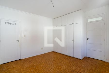 Casa à venda com 300m², 3 quartos e 6 vagasSuíte 2