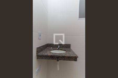 Banheiro de apartamento para alugar com 1 quarto, 30m² em Vila Constança, São Paulo