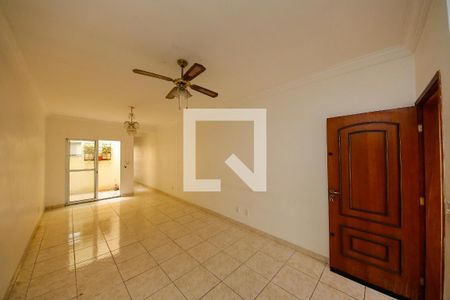 Sala de casa para alugar com 3 quartos, 130m² em Vila Prudente, São Paulo