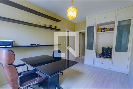 Apartamento para alugar com 350m², 4 quartos e 2 vagas Apartamento para alugar com 350m², 4 quartos e 2 vagasQuarto 2