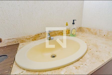 Apartamento para alugar com 350m², 4 quartos e 2 vagas Apartamento para alugar com 350m², 4 quartos e 2 vagasLavabo