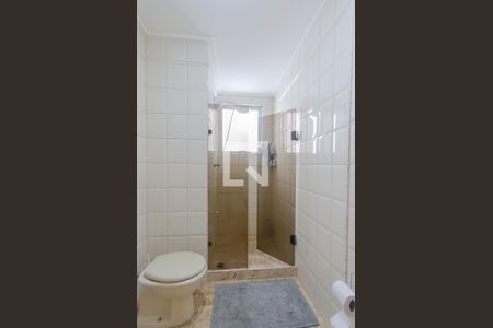 Apartamento para alugar com 350m², 4 quartos e 2 vagas Apartamento para alugar com 350m², 4 quartos e 2 vagasBanheiro social