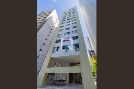 Apartamento para alugar com 350m², 4 quartos e 2 vagas Apartamento para alugar com 350m², 4 quartos e 2 vagasFachada