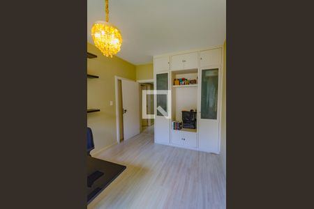 Apartamento para alugar com 350m², 4 quartos e 2 vagas Apartamento para alugar com 350m², 4 quartos e 2 vagasQuarto 2