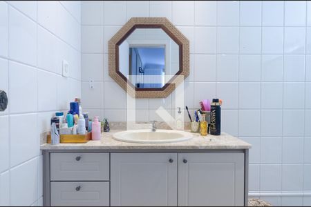 Apartamento para alugar com 350m², 4 quartos e 2 vagas Apartamento para alugar com 350m², 4 quartos e 2 vagasBanheiro do Quarto 3