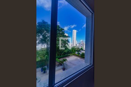 Apartamento para alugar com 350m², 4 quartos e 2 vagas Apartamento para alugar com 350m², 4 quartos e 2 vagasVista
