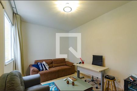 Apartamento para alugar com 350m², 4 quartos e 2 vagas Apartamento para alugar com 350m², 4 quartos e 2 vagasEscritório
