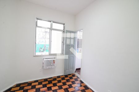 Quarto 1 de apartamento para alugar com 3 quartos, 70m² em Grajaú, Rio de Janeiro