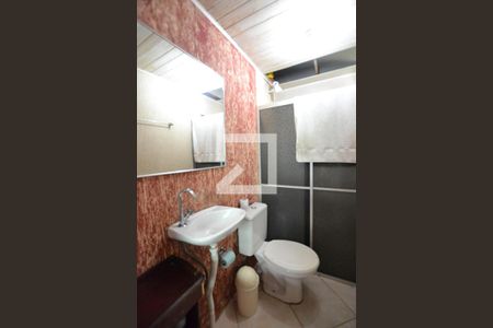 Casa à venda com 140m², 3 quartos e sem vagaBanheiro de Serviço