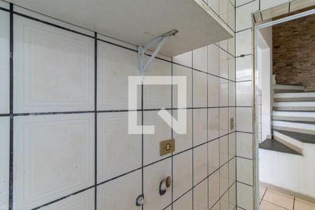 Casa para alugar com 80m², 2 quartos e 1 vagaÁrea de Serviço