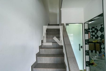 Escada de casa à venda com 2 quartos, 114m² em Independência, São Bernardo do Campo
