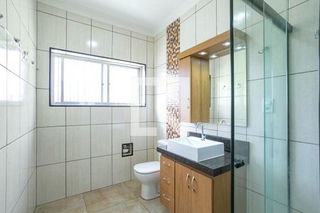 Casa à venda com 114m², 2 quartos e 1 vagaBanheiro