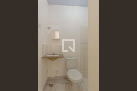 Banheiro de kitnet/studio para alugar com 1 quarto, 45m² em Jardim Campos Eliseos, Campinas