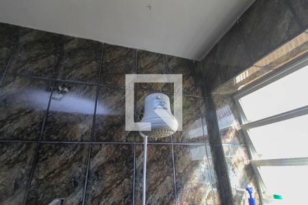 Apartamento à venda com 130m², 3 quartos e sem vagaChuveiro