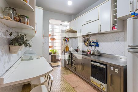 Apartamento à venda com 110m², 2 quartos e 1 vagaCozinha