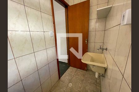 Lavanderia de casa para alugar com 1 quarto, 48m² em Parque Peruche, São Paulo