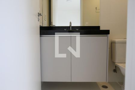 Apartamento para alugar com 63m², 2 quartos e 2 vagas Apartamento para alugar com 63m², 2 quartos e 2 vagasBanheiro da Suite