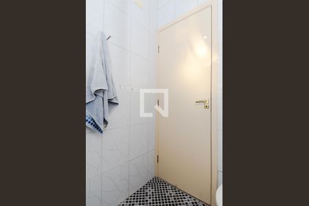 Casa à venda com 169m², 3 quartos e 2 vagasBanheiro Social
