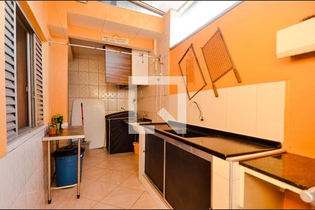 Casa à venda com 169m², 3 quartos e 2 vagasÁrea de Serviço