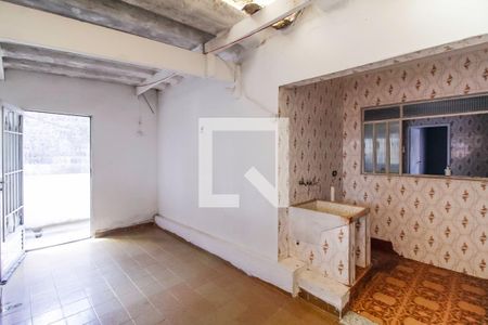 Casa à venda com 110m², 2 quartos e 1 vagaÁrea de Serviço