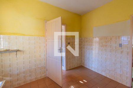 Casa à venda com 325m², 3 quartos e 1 vaga Casa à venda com 325m², 3 quartos e 1 vagaCozinha