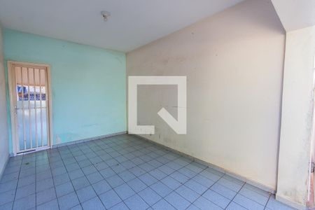 Casa à venda com 325m², 3 quartos e 1 vaga Casa à venda com 325m², 3 quartos e 1 vagaGaragem