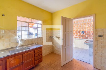 Casa à venda com 325m², 3 quartos e 1 vaga Casa à venda com 325m², 3 quartos e 1 vagaCozinha