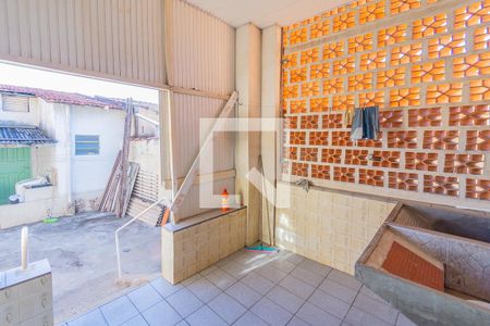 Casa à venda com 325m², 3 quartos e 1 vaga Casa à venda com 325m², 3 quartos e 1 vagaÁrea de Serviço