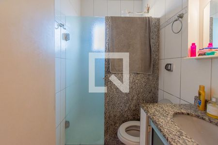 Casa à venda com 325m², 3 quartos e 1 vaga Casa à venda com 325m², 3 quartos e 1 vagaBanheiro