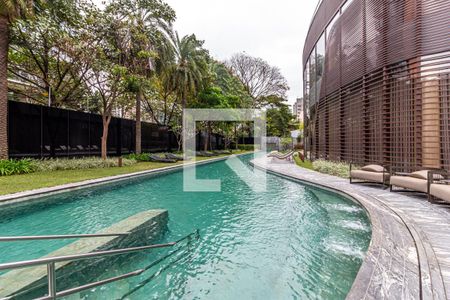 Studio para alugar com 50m², 1 quarto e 2 vagas Studio para alugar com 50m², 1 quarto e 2 vagasPiscina