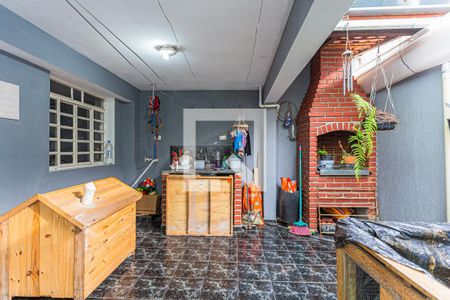 Casa à venda com 194m², 3 quartos e 2 vagas Casa à venda com 194m², 3 quartos e 2 vagasQuintal Fundos