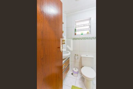 Casa à venda com 194m², 3 quartos e 2 vagas Casa à venda com 194m², 3 quartos e 2 vagasBanheiro 1