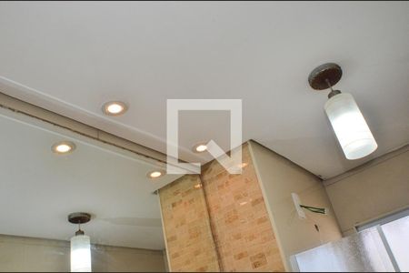 Apartamento à venda com 45m², 2 quartos e 1 vaga Apartamento à venda com 45m², 2 quartos e 1 vagaBanheiro