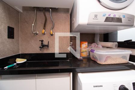 Apartamento à venda com 70m², 2 quartos e 1 vaga Apartamento à venda com 70m², 2 quartos e 1 vagaÁrea de Serviço