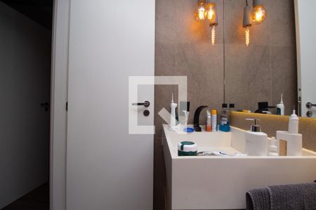 Apartamento à venda com 70m², 2 quartos e 1 vaga Apartamento à venda com 70m², 2 quartos e 1 vagaBanheiro Social