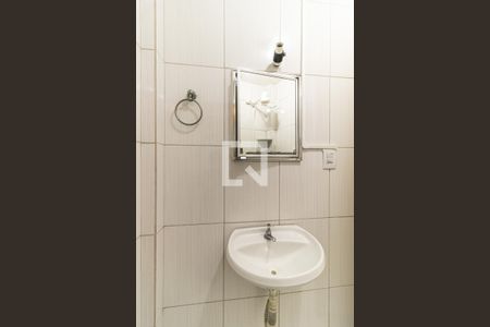 Apartamento à venda com 39m², 1 quarto e sem vaga Apartamento à venda com 39m², 1 quarto e sem vagaBanheiro - Armário