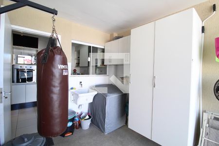 Casa à venda com 146m², 3 quartos e 1 vagaÁrea de Serviço