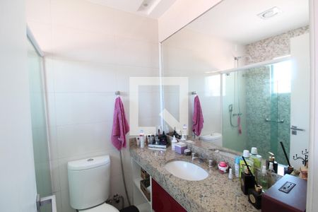 Casa à venda com 146m², 3 quartos e 1 vagaQuarto 1 - Banheiro da Suíte