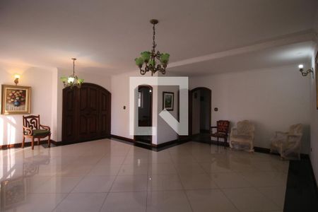 Casa à venda com 5 quartos, 300m² em Santana, São Paulo