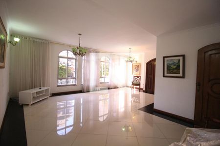 Casa à venda com 5 quartos, 300m² em Santana, São Paulo