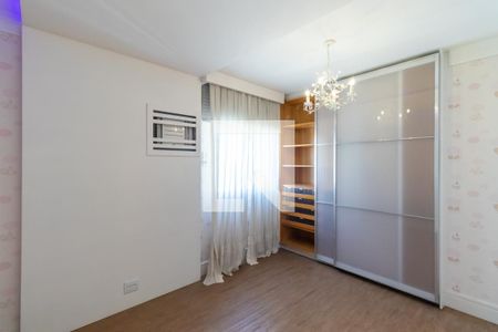 Apartamento para alugar com 229m², 4 quartos e 4 vagas Apartamento para alugar com 229m², 4 quartos e 4 vagasSuíte 2