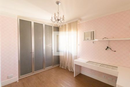 Apartamento para alugar com 229m², 4 quartos e 4 vagas Apartamento para alugar com 229m², 4 quartos e 4 vagasSuíte 3