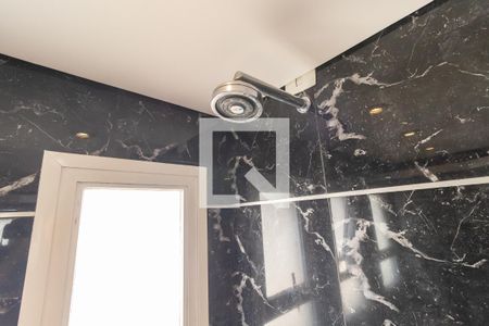 Apartamento para alugar com 229m², 4 quartos e 4 vagas Apartamento para alugar com 229m², 4 quartos e 4 vagasBanheiro da Suíte 4